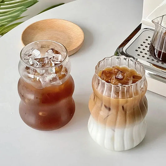 Herlig glass i organsike former