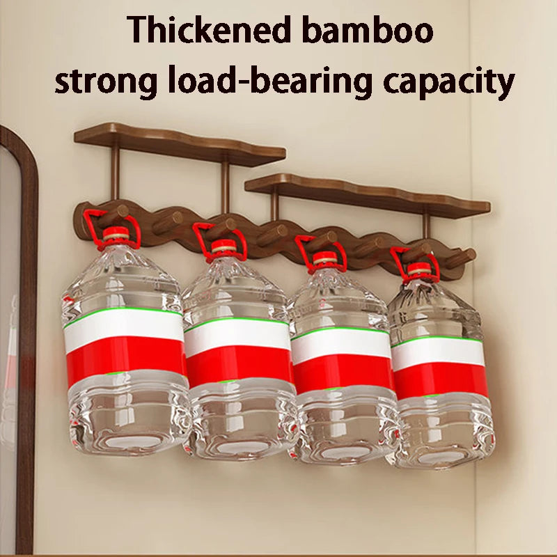 Vegghengt knaggrekke i bambus – med oppbevaringshylle